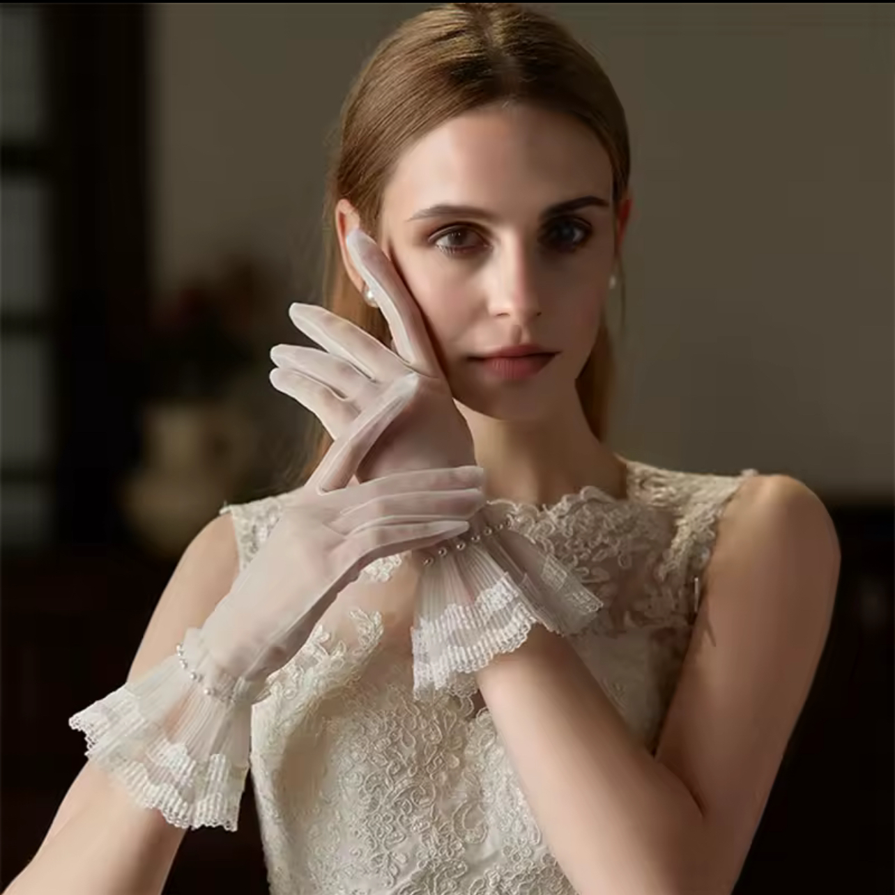 Elegant Lace Gloves with Pearls