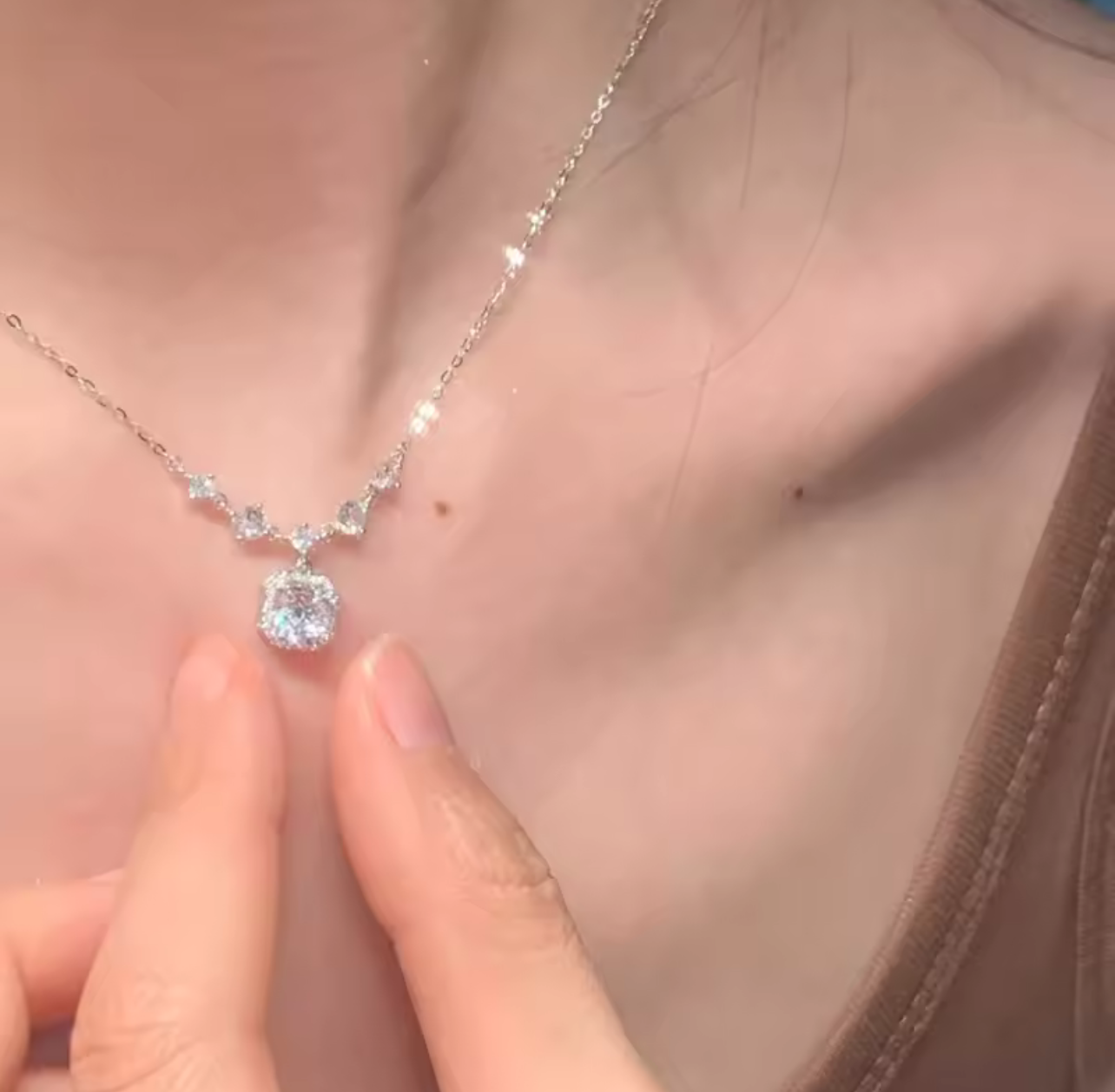 Timeless Beauty Neckless