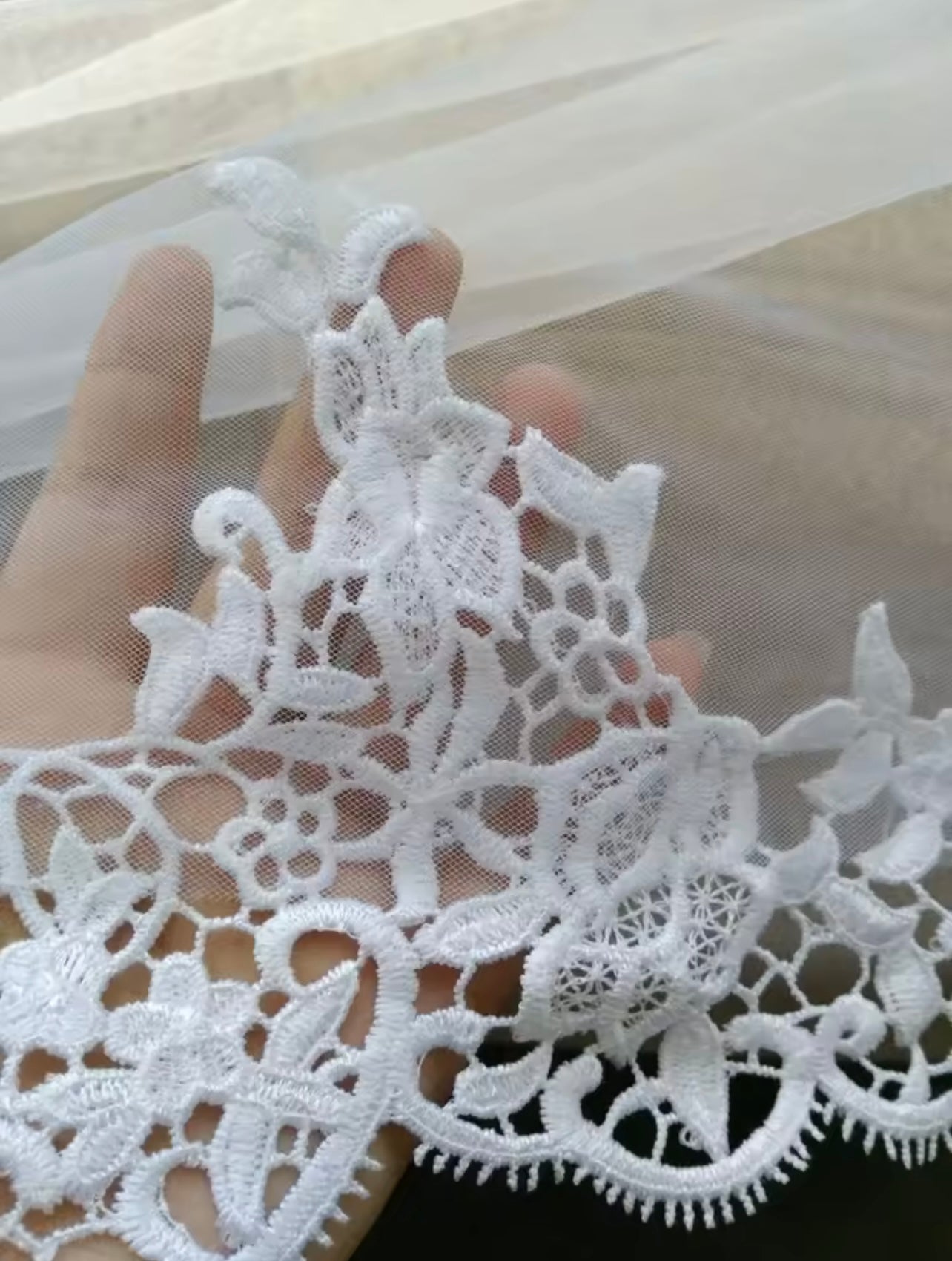 Double Layers Short Bridal Veil With Metal Comb