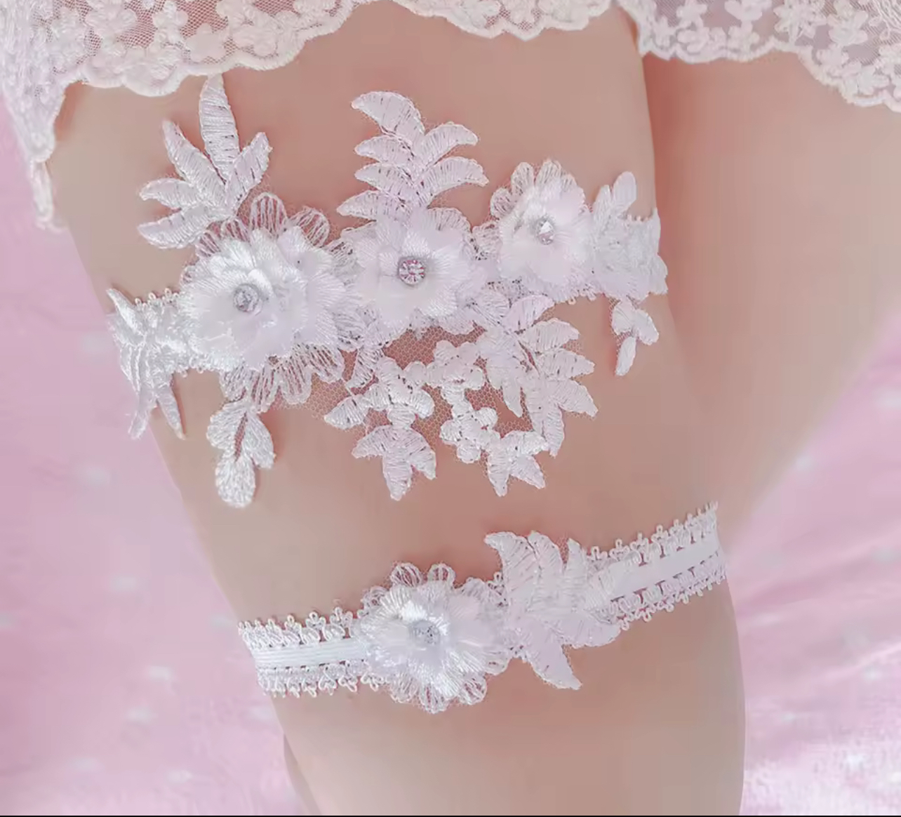 Chic Romantic Floral Garters (2pcs)