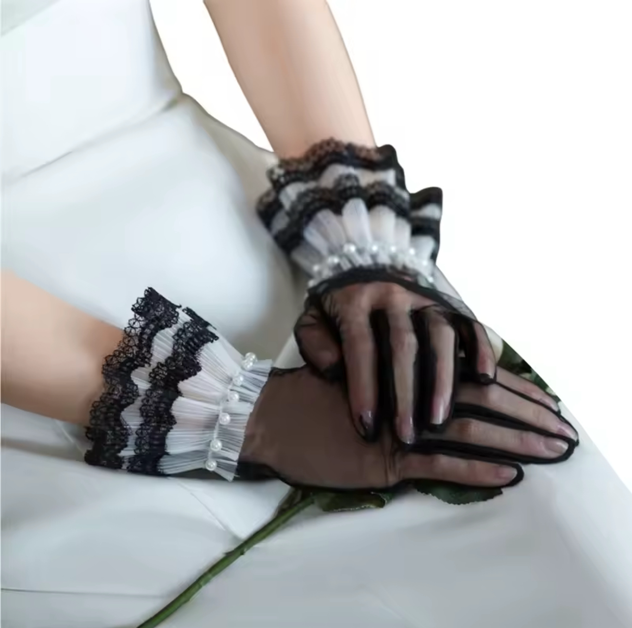 Elegant Lace Gloves with Pearls
