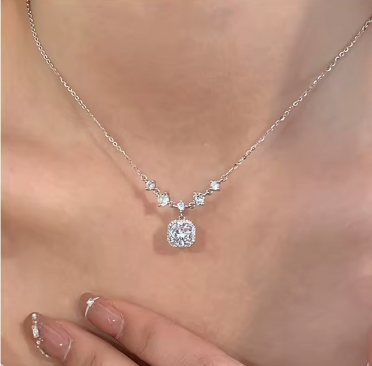 Timeless Beauty Neckless